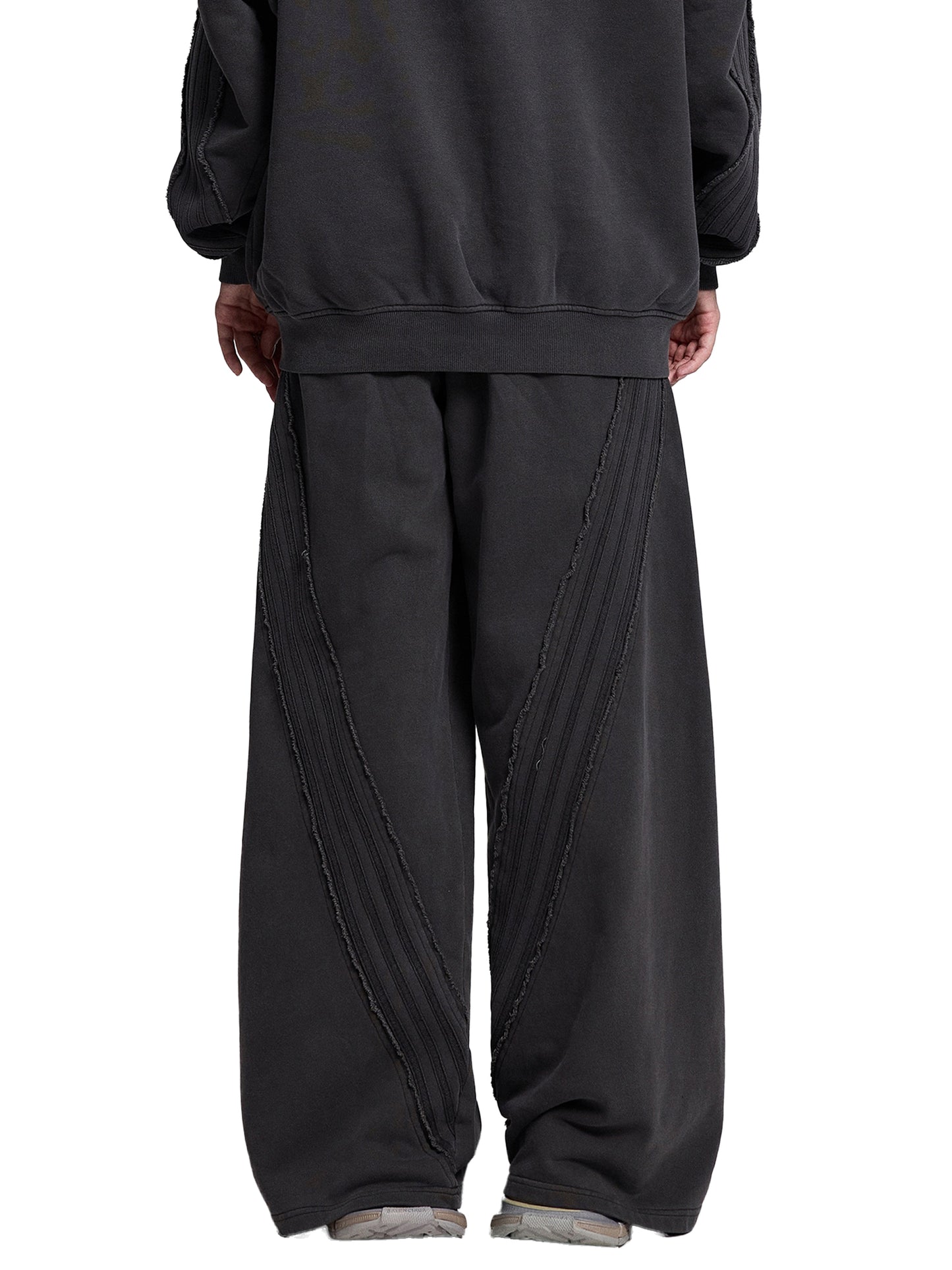 Snow Washed Tape Raw Edge Sweatpant